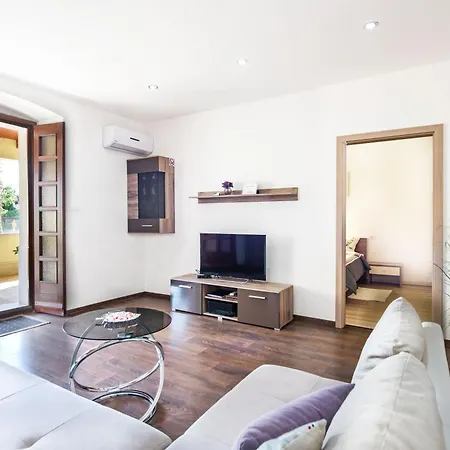 Apartment Ivana